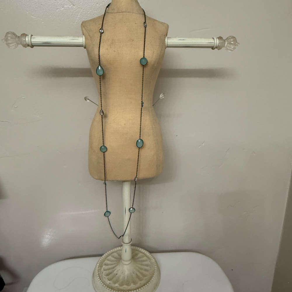 Elegant Turquoise glass Necklace